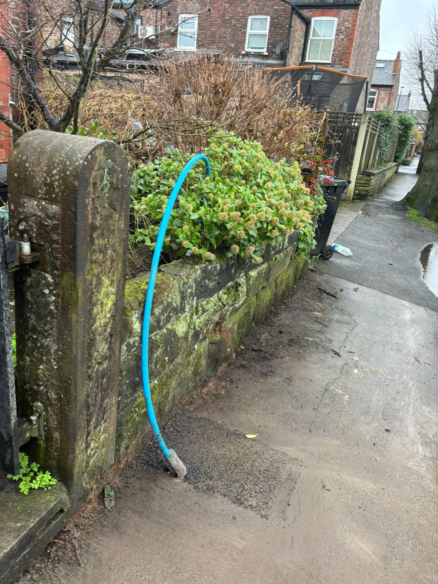 Repair of underground burst pipe